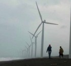 wind-power-2013-turbine-pulupandan-philippines